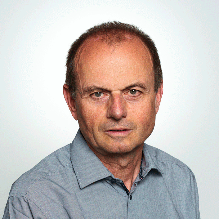 Dr Michael Schönhuber 