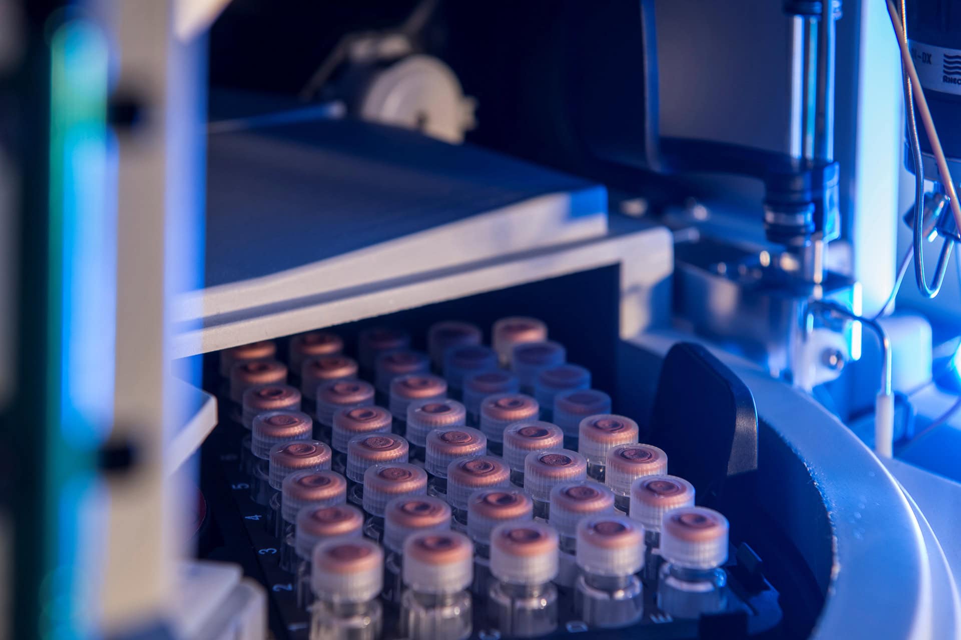 logo-bio- und pharmazeutische analytik