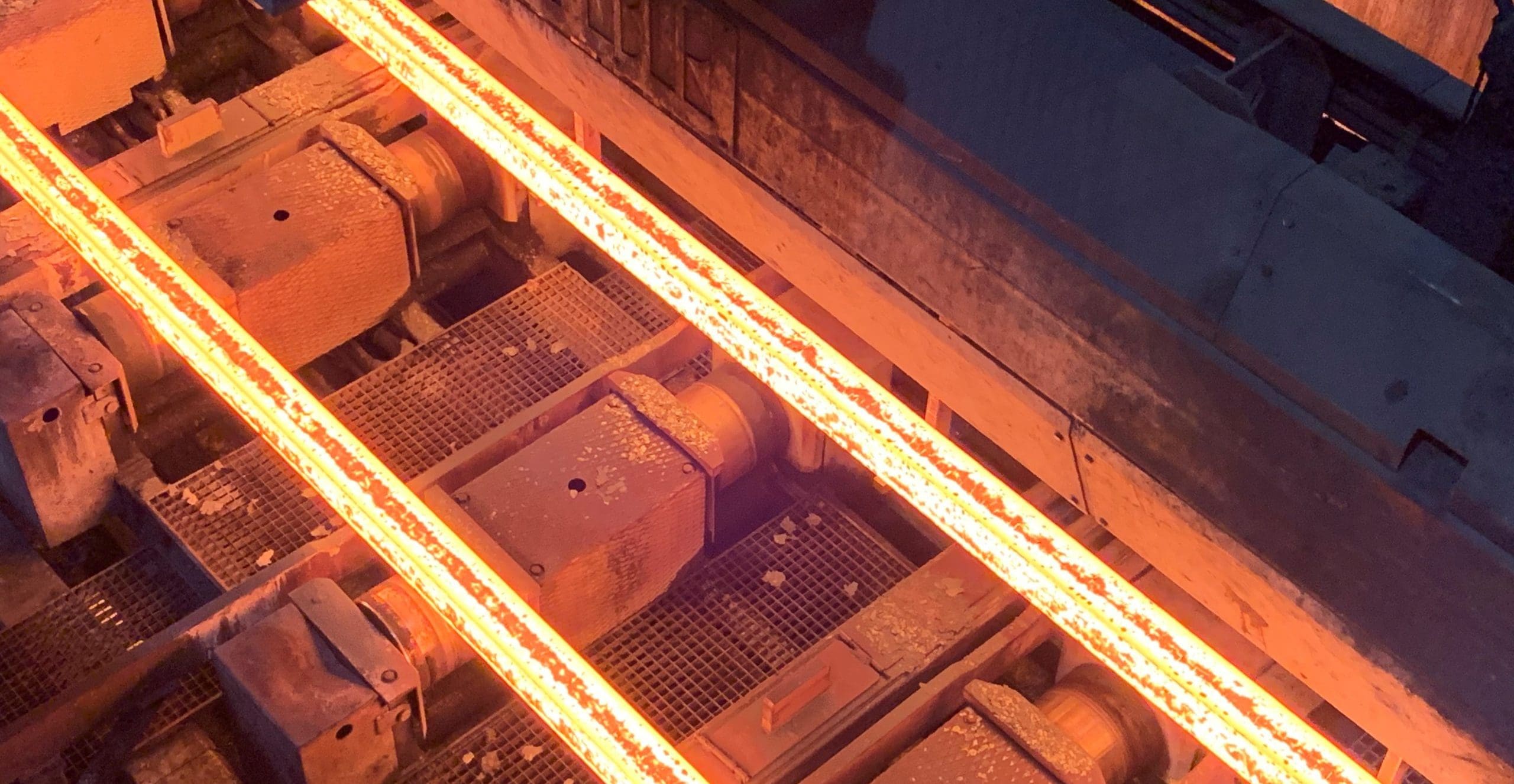 Nahaufnahme bei der Stahlproduktion.