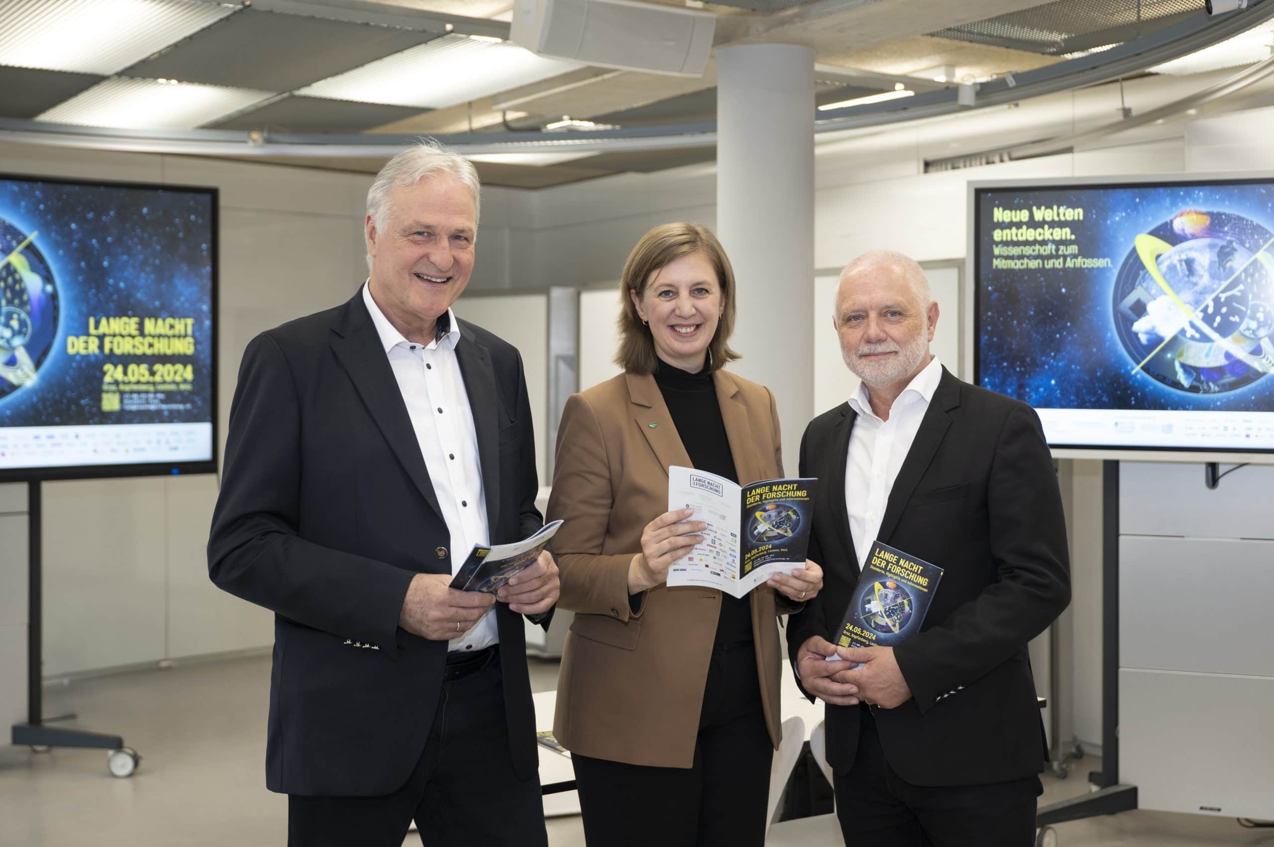 Die Repräsentaten der LNF24 bei der Pressekonferenz