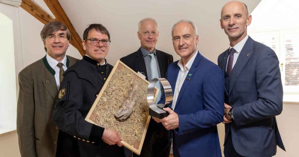 Innovationspreis für Joanneum Research: Wolfgang Waldhauser, Jürgen Lackner, Paul Hartmann, Heinz Mayer mit Landesrat Willibald Ehrenhöfer