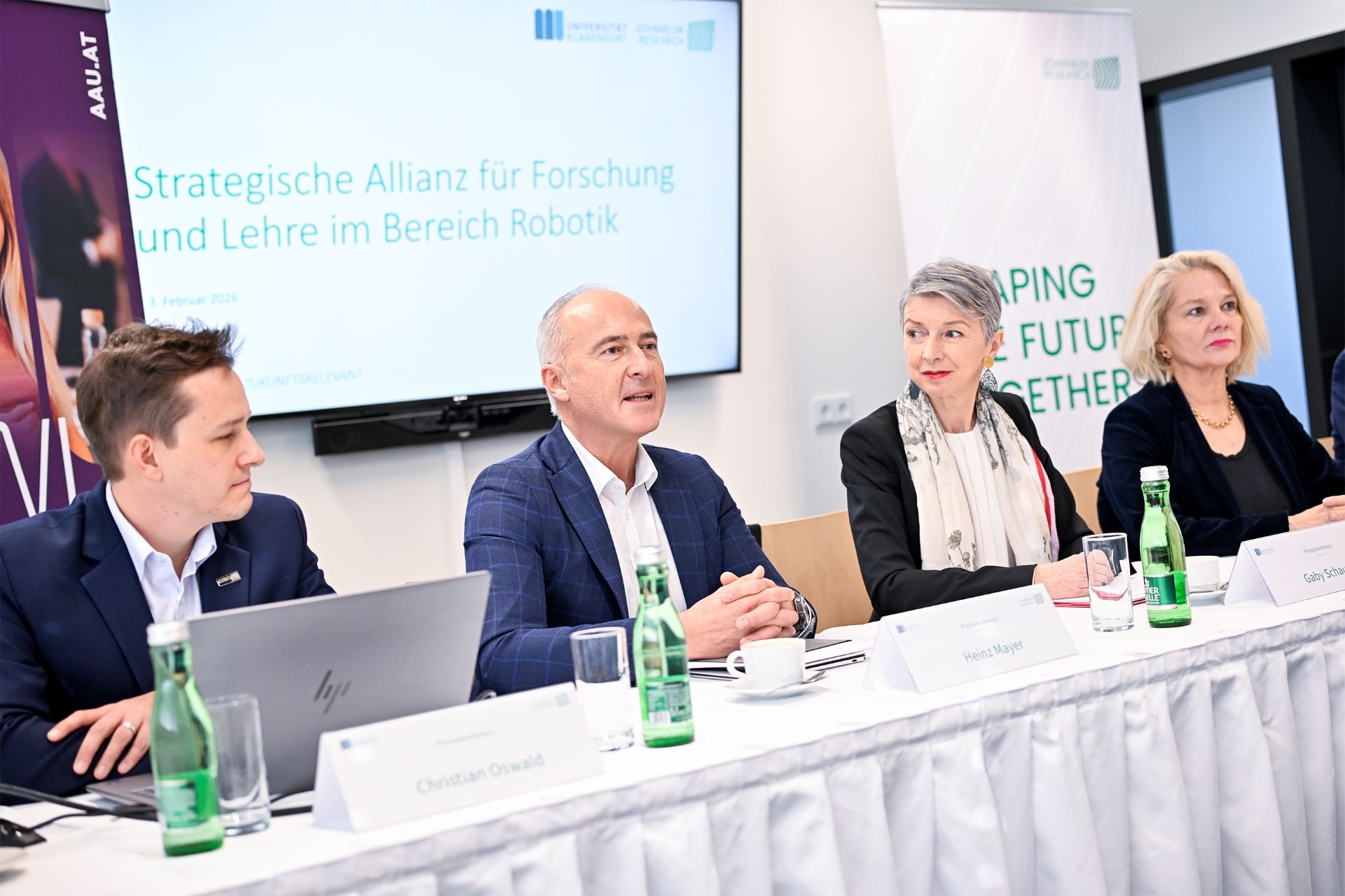 Pressekonferenz Christian Oswald, Heinz Mayer, Gaby Schaunig, Ada Pellert